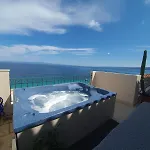 아파트 On The Rock *